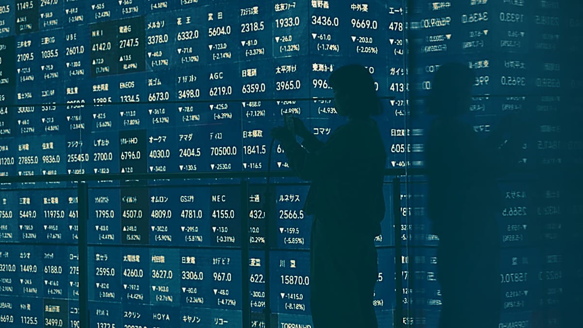 Bond Markets Rally After Soft US Jobs Data as Japan Moves Against the Trend